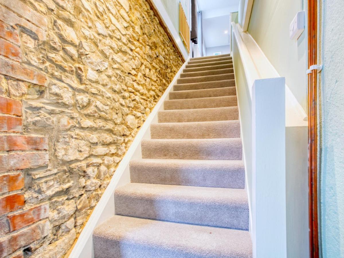 Pass The Keys Lovely 2-Bed Apartment Colyton Near Jurassic Coast Esterno foto